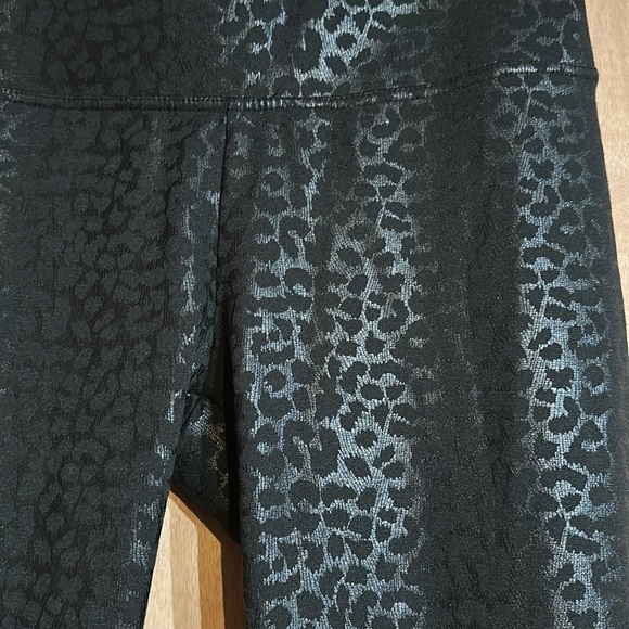 Vince Camuto Black leggings - Picture 3 of 3